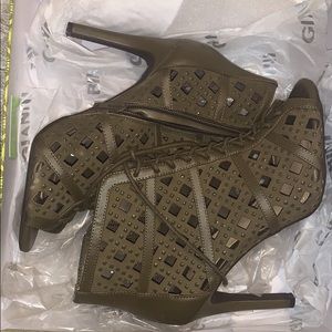 Gianni bini army green heels